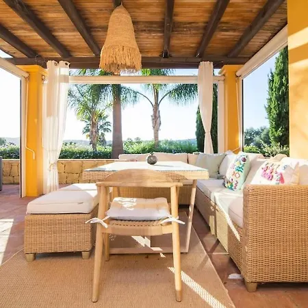 - El Jardin De Golf Sotogrande