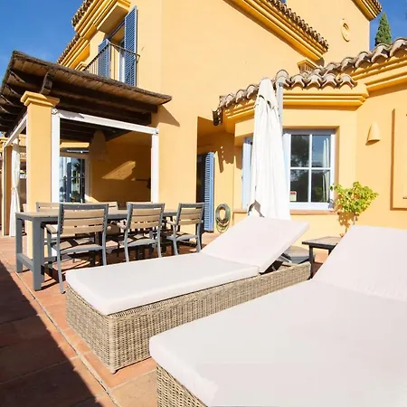 Holiday home - El Jardin De Golf