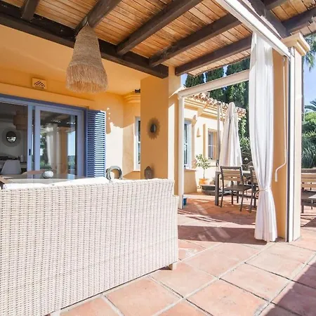 - El Jardin De Golf Sotogrande